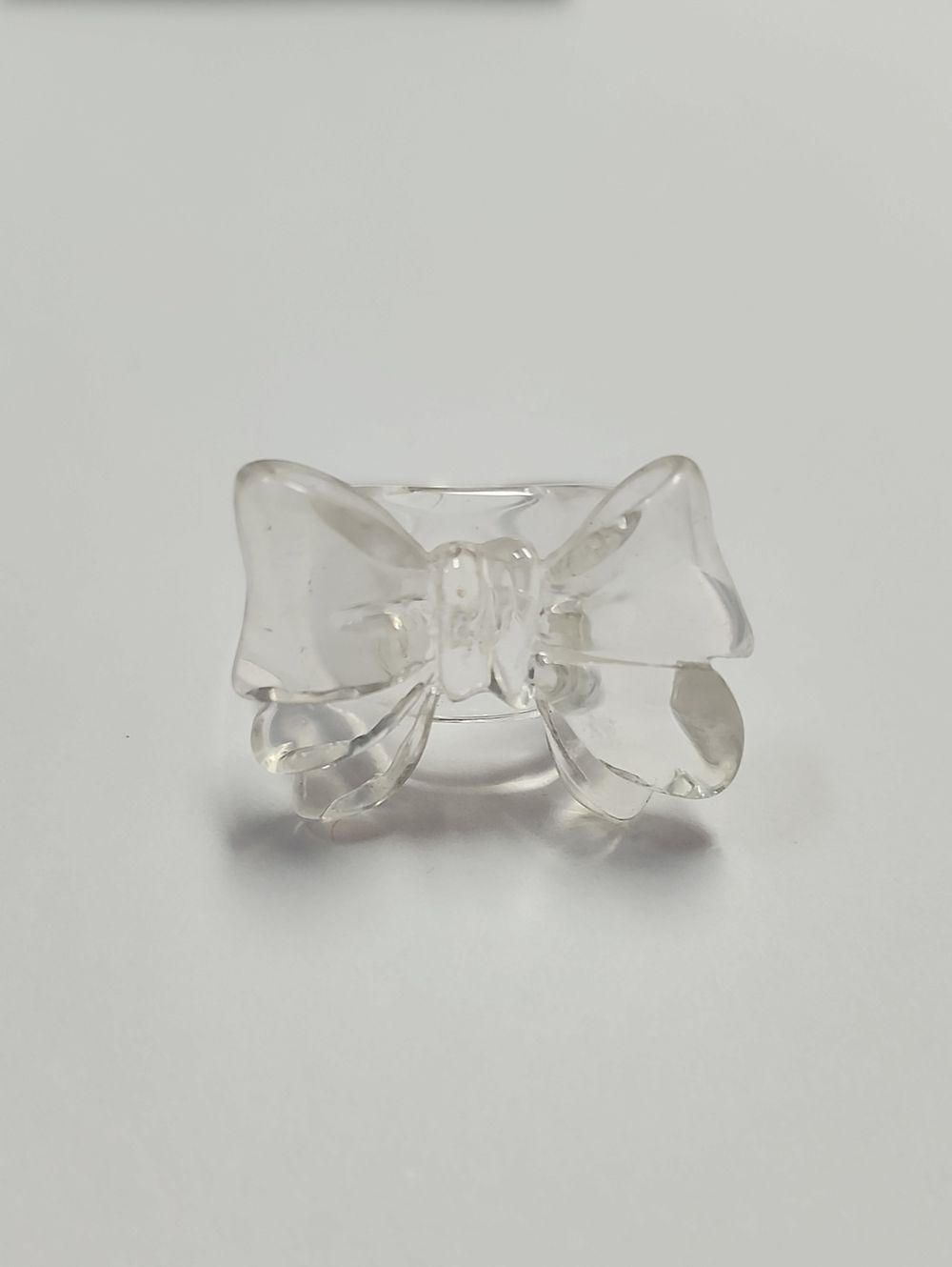 Sparklemuse Acrylic Clear Bow Ring Size 8